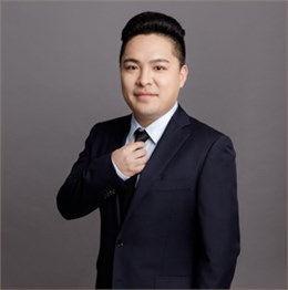 楊鐘超 市場部經(jīng)理