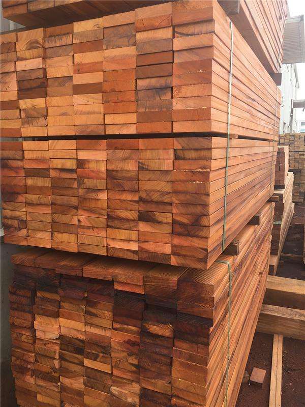 菠蘿格外貿(mào)進口代理公司